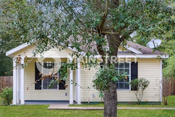 6325 Delacy Rd Jacksonville, FL 32244